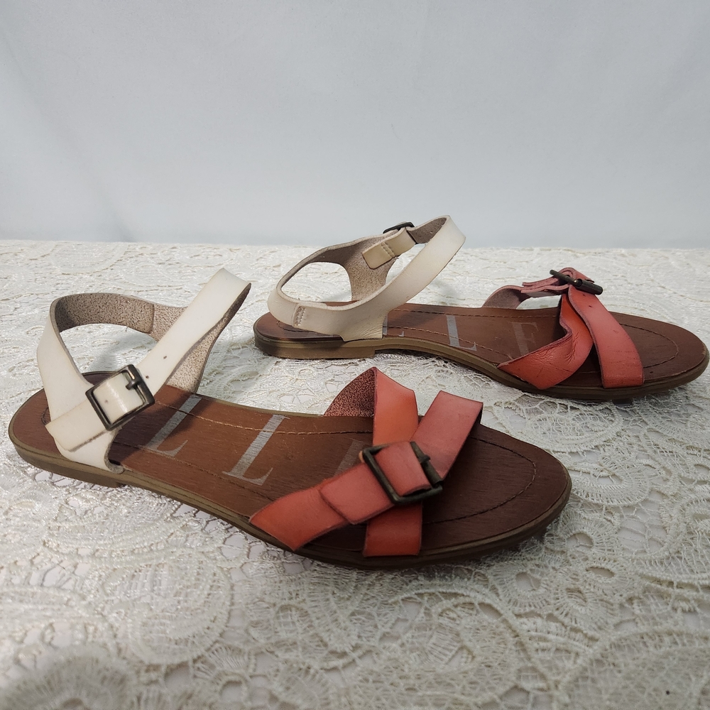 Elle Cream and Coral Strappy Sandals. Size 6. Summer. Everyday. Casual. Classic